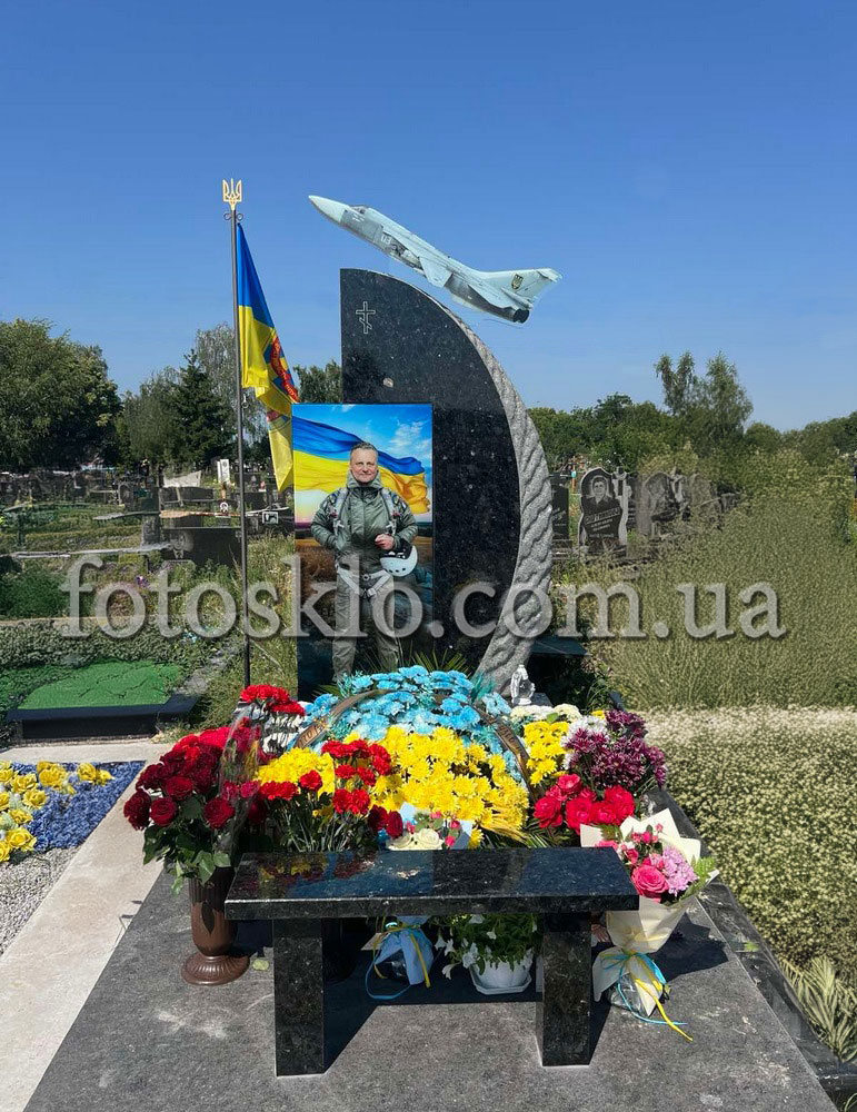pamaytnik fotokolaz 4