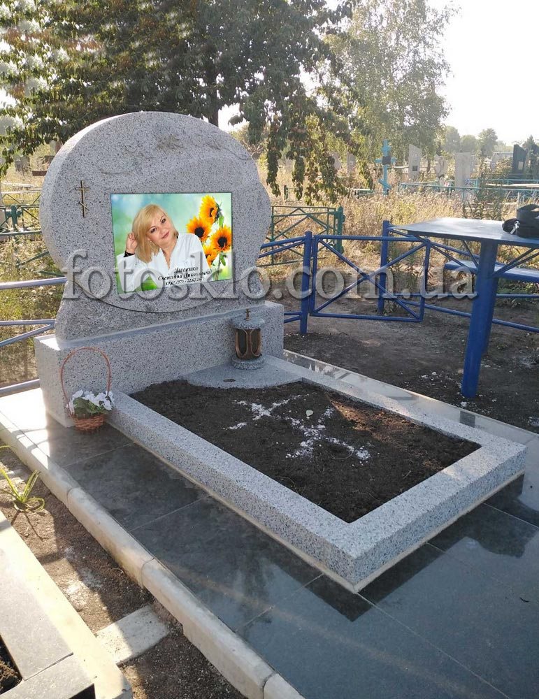 pamaytnik fotokolaz 4